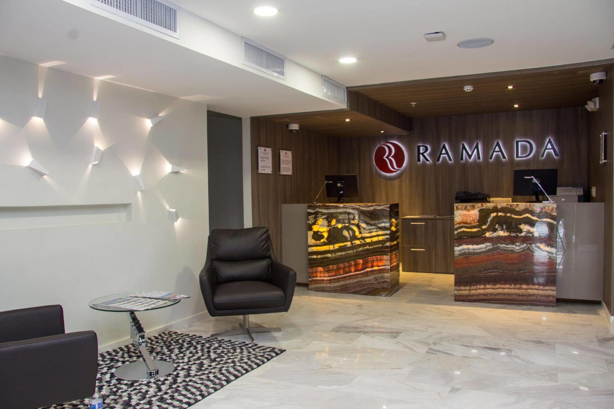 Ramada By Wyndham Panama Via Argentina Hotel Exterior photo